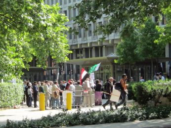 Iraqi protesters @ grosvenor square