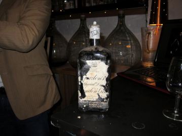 An unopened 1911 bottle of Gordon's gin