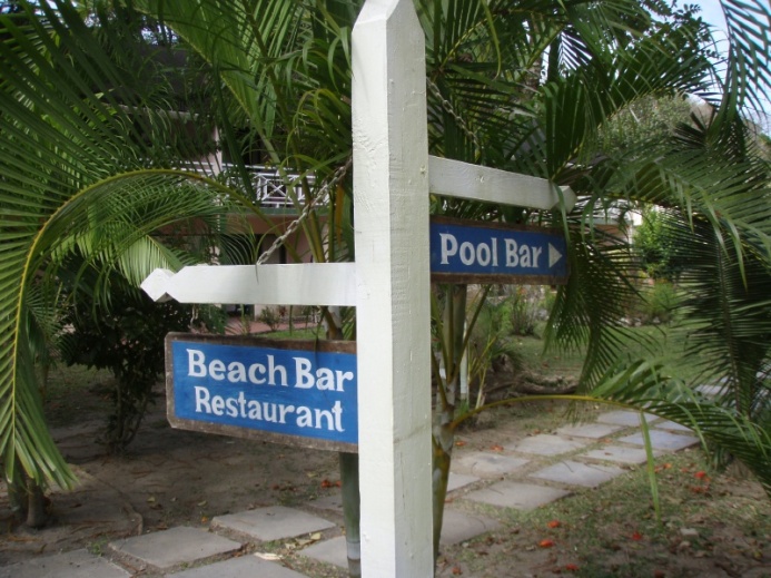 ...which bar to use when snorkelling at Arnos Vale.